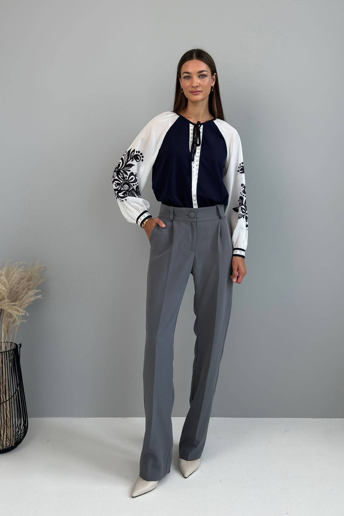 Lady's blouse "Sophia" navy blue