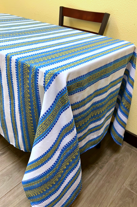 Ukrainian tablecloth "Do Peremohy"