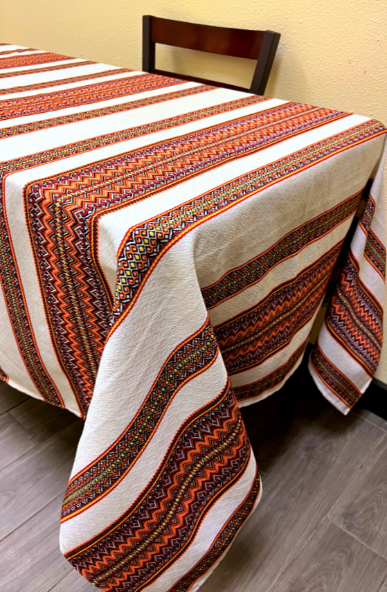 Ukrainian tablecloth "Linen chick"